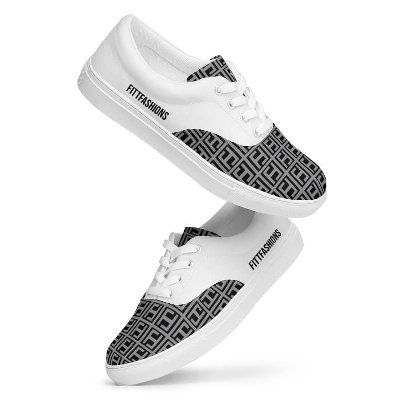 Women’s lace-up canvas shoes