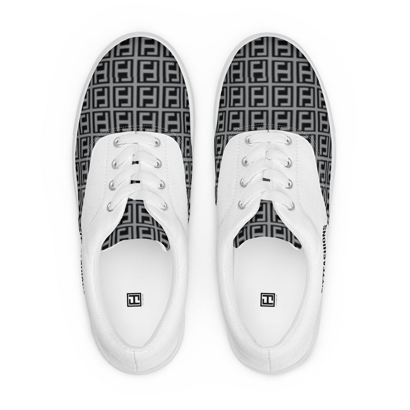 Women’s lace-up canvas shoes