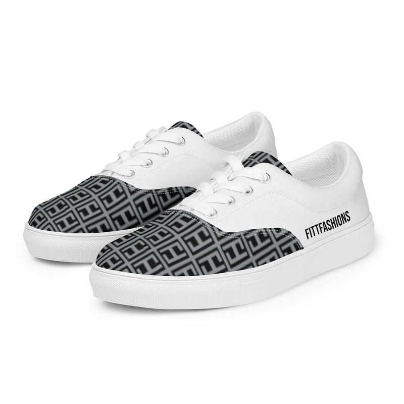 Women’s lace-up canvas shoes
